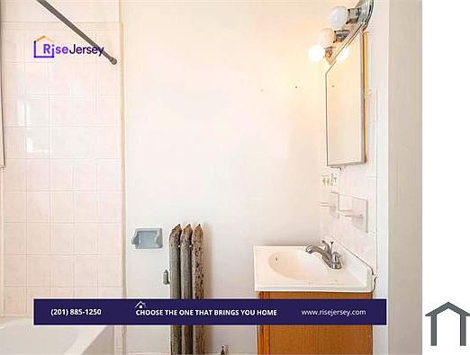 5th image of 837 S 19th St #15