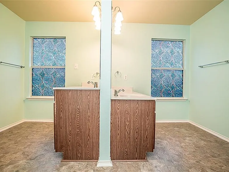 1710 Santa Fe Trl — Photo 14