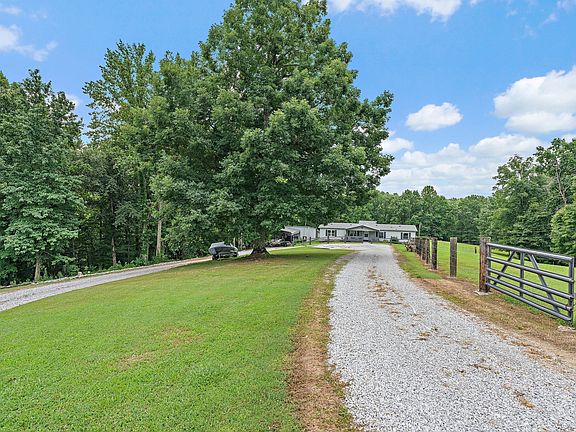 5th image of 1333 Roberts Rd