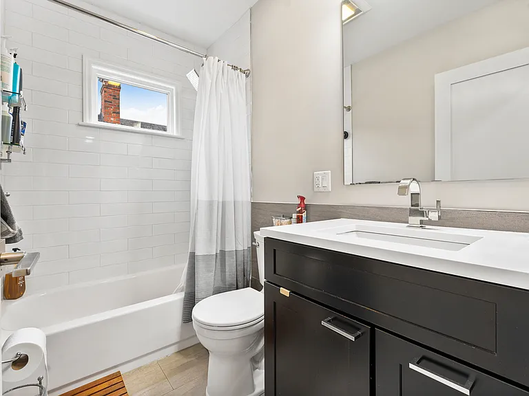 28 Winter St #3 — Photo 12