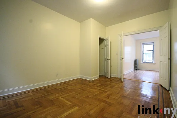 Rented by Link NY Realty | media 41