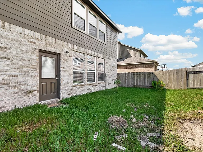 20702 Iron Timber Ln — Photo 47