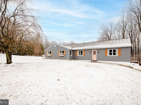 51 Deer Run Rd, Boyertown, PA 19512