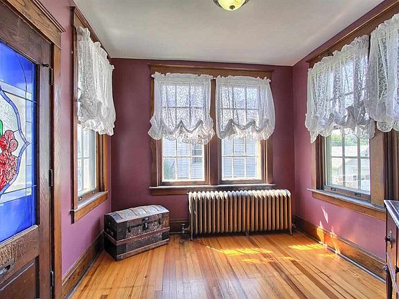 5th image of 2300 Boas St