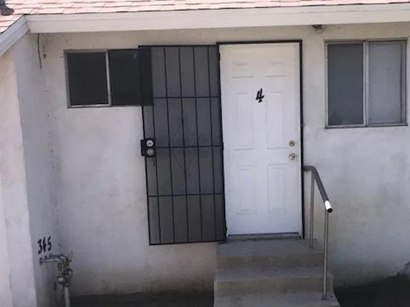 5100 Pierce Pl #4, Bakersfield, CA 93308