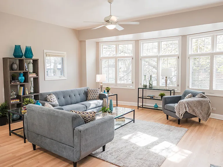 3056 N Paulina St — Photo 3