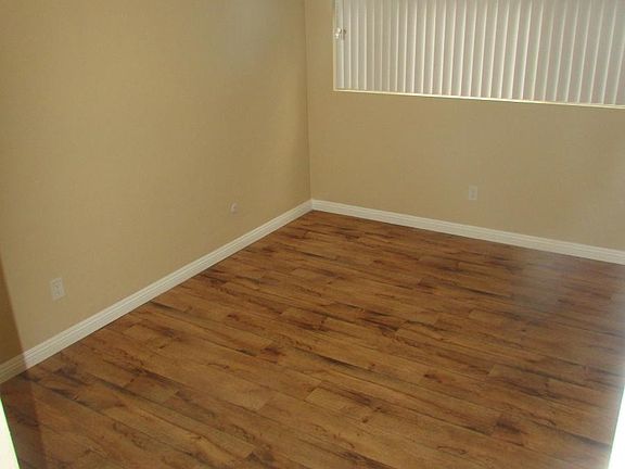 5th image of 8454 Parkway Dr Fl Ground