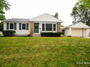 539 Comstock Blvd NE, Grand Rapids, MI 49505