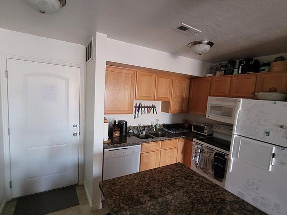 3rd image of 1044 E 400 S APT 604A