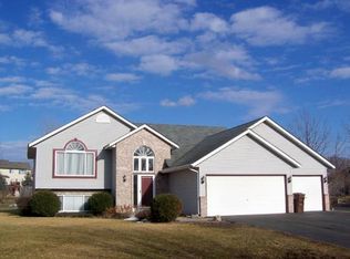 9245 Cheney Trl, Inver Grove Heights, MN 55076