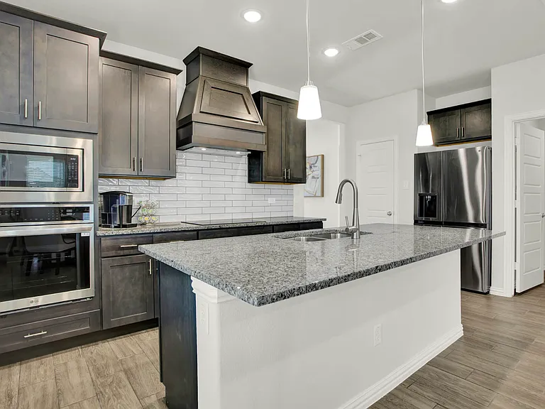 4219 Pigeon Dr — Photo 3