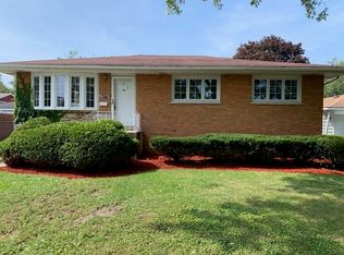 15116 Ridgeway Ave, Midlothian, IL 60445