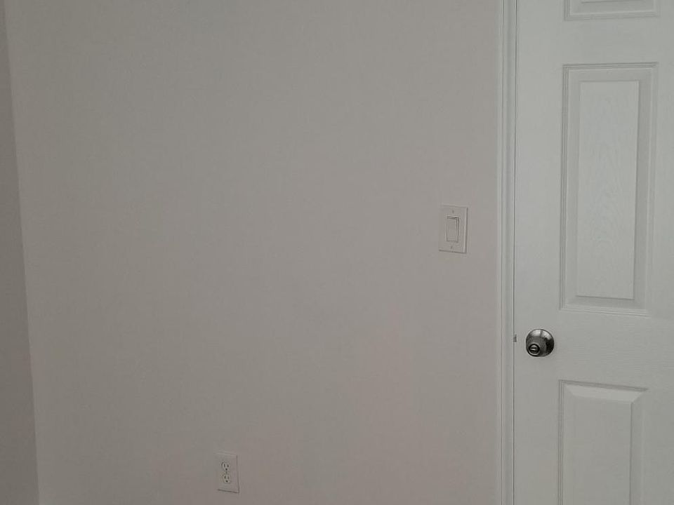 1st image of 6921 Gouverneur Ave #2