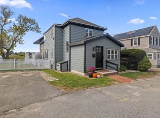 37 Pawsey St, Quincy, MA 02169