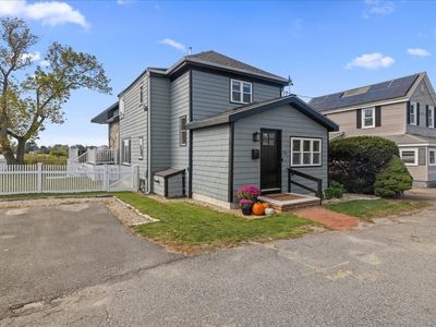 37 Pawsey St, Quincy, MA, 02169