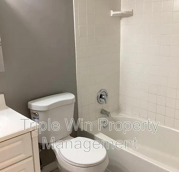 563 Apex Dr — Photo 24