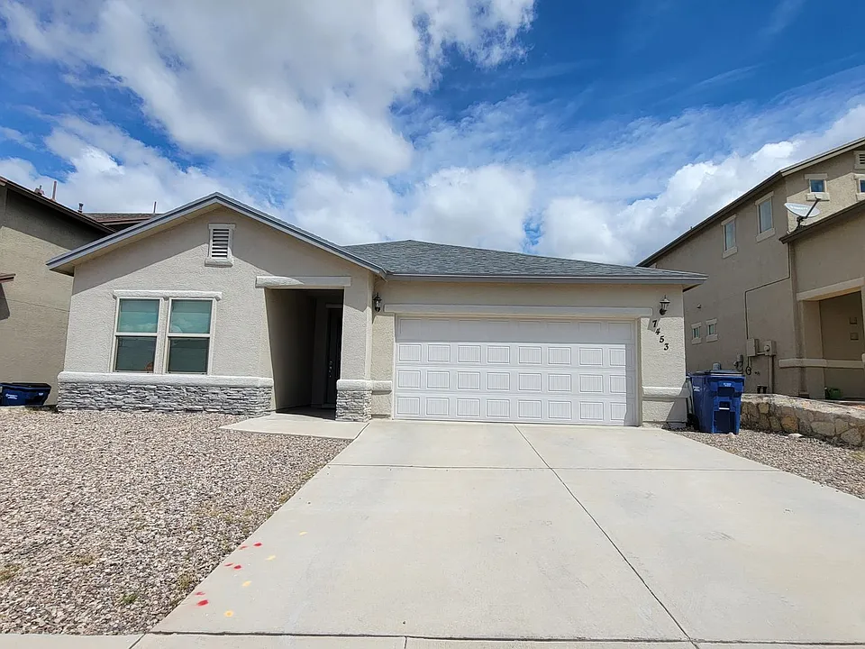7453 Eagle Vista Dr