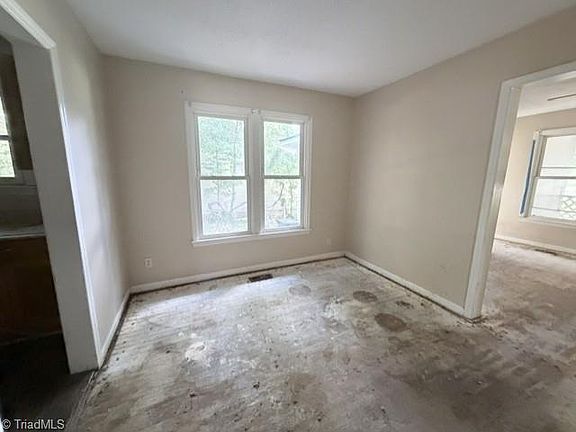 4th image of 1911 Freeman Mill Rd