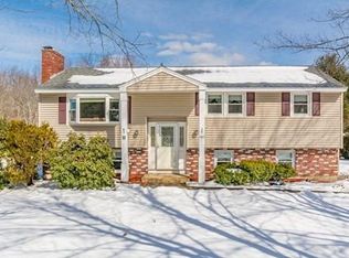 362 Whipple Rd, Tewksbury, MA 01876