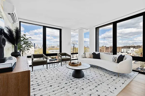 Rented by MNS | media 10