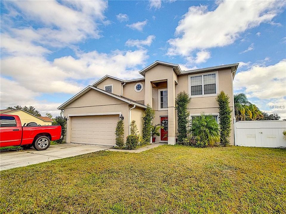 1st image of 615 Reindeer Dr