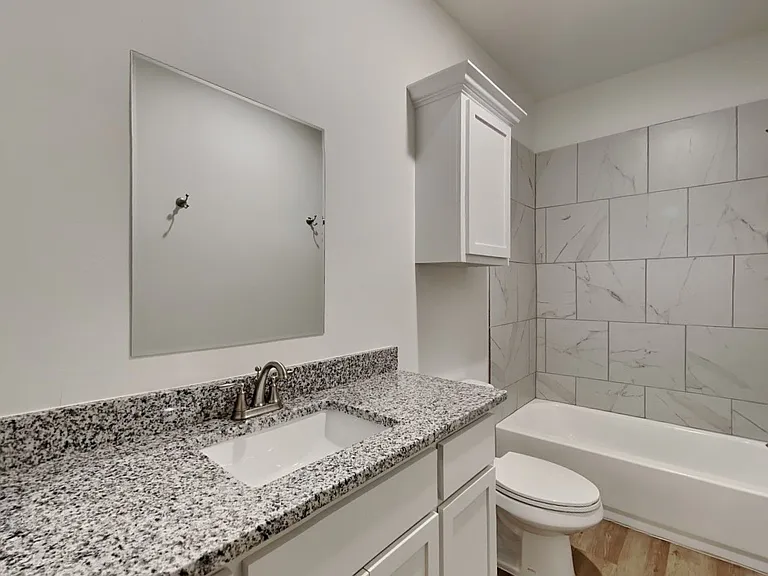 1211 NW 113th St — Photo 13
