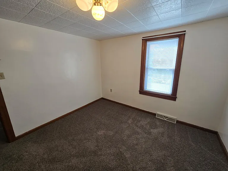 113 Gates Ave #113 — Photo 5