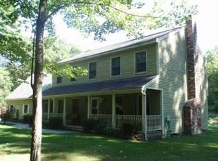 30 Cape Rd, Raymond, ME 04071