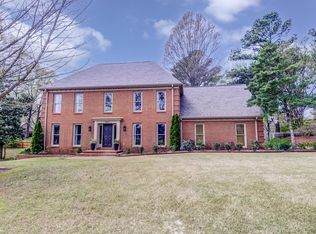 2825 Old Elm Ln, Germantown, TN 38138