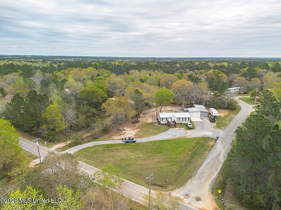 2nd image of 20210 Lennis Cuevas Rd