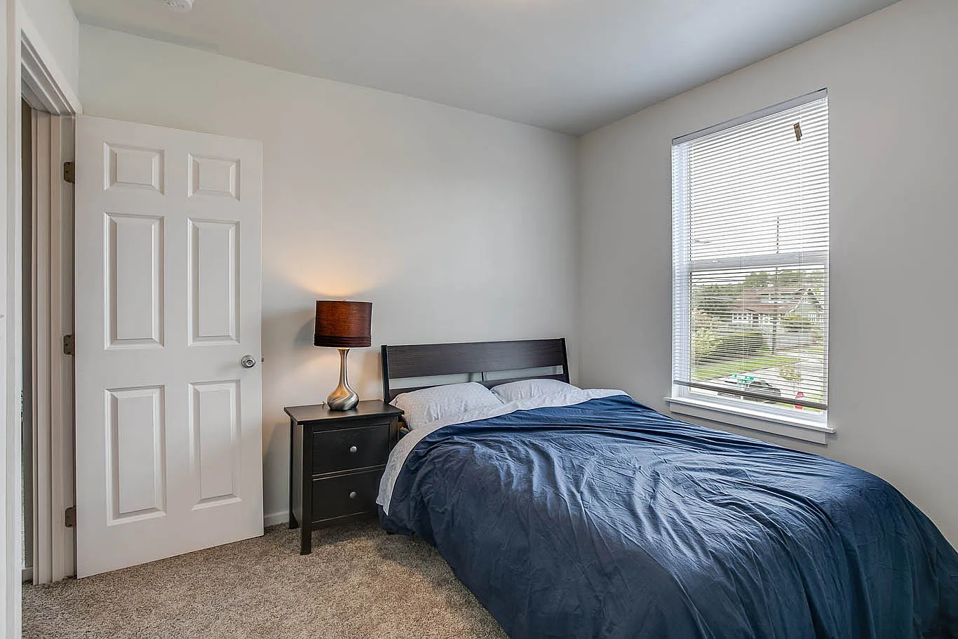 3901 S Angel Pl — Photo 3