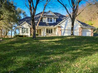 19369 Monument Rd, Council Bluffs, IA 51503