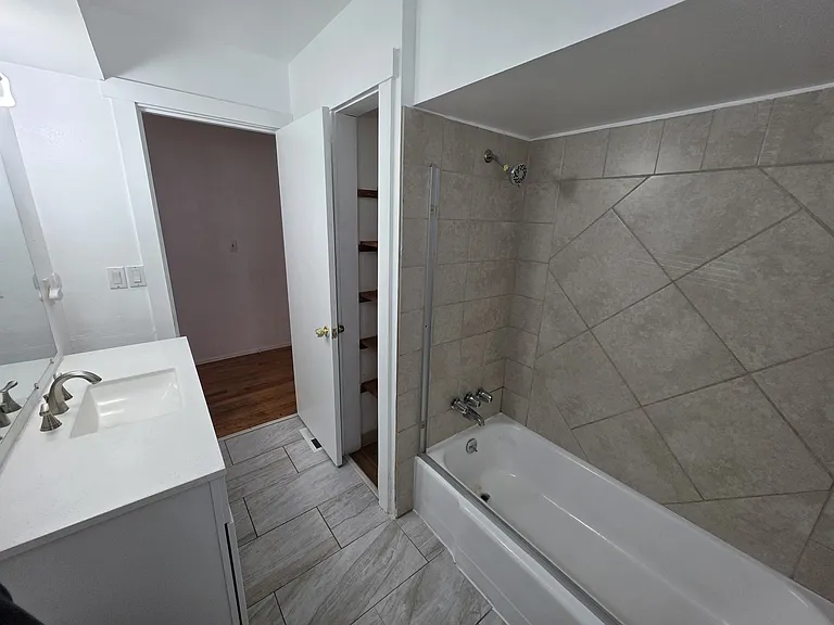 108 NE 143rd Ave — Photo 8