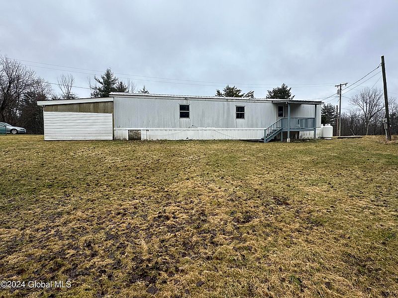 3rd image of 32 Scott Street