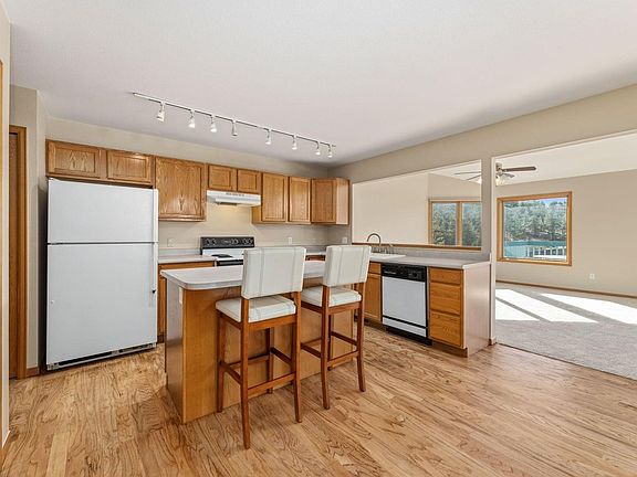 4th image of 1861 Raven Ave #E1
