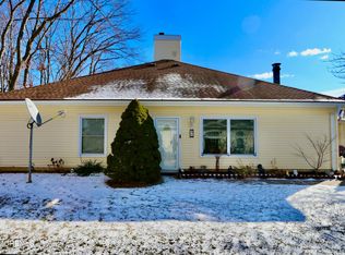 8 Sutton Dr, Brick, NJ 08724