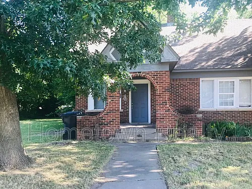 1607 NW 29th St Photo 1
