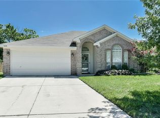 3228 Spring Crest Ct, Hurst, TX 76053