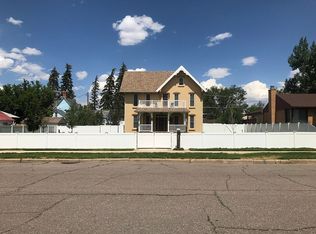 324 Center St, Evanston, WY 82930