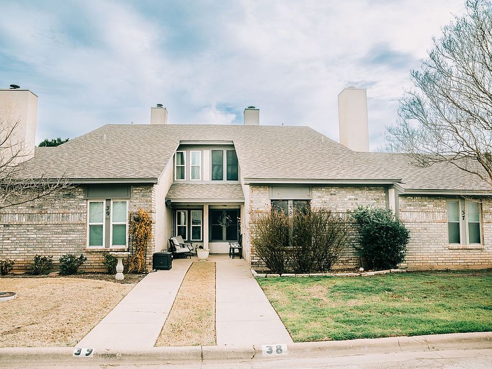 1st image of 38 Crossroads Dr
