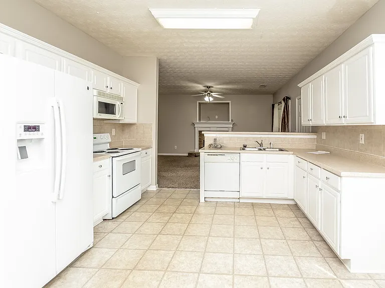 2508 Santa Clara Ct SE — Photo 7