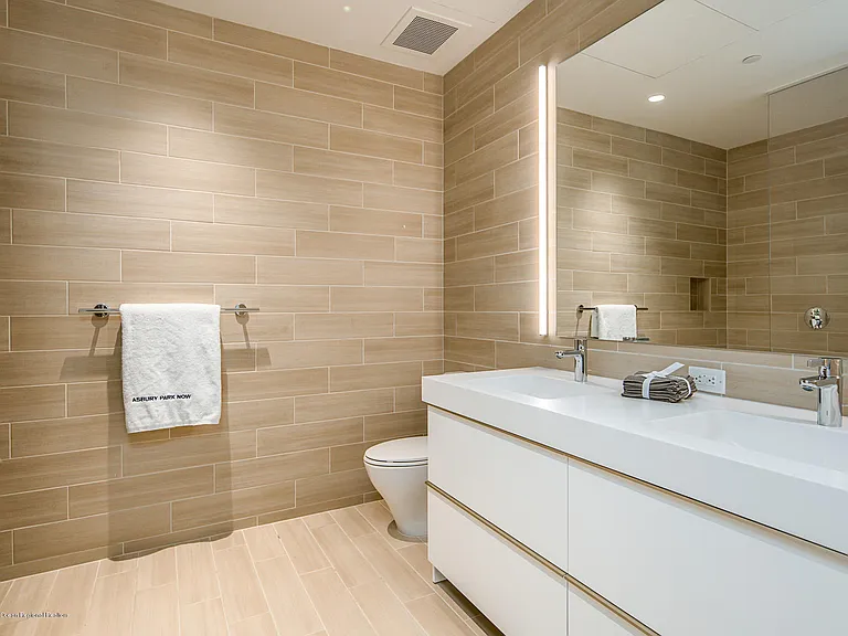 601 Heck St #207 — Photo 22