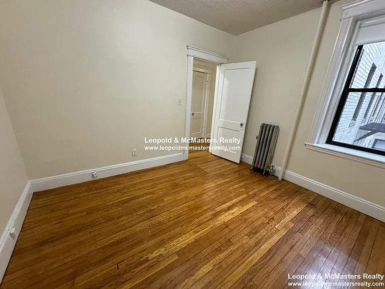 1124 Commonwealth Ave — Photo 92