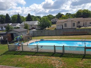 10 Charlene Dr, Rochester, NY 14606