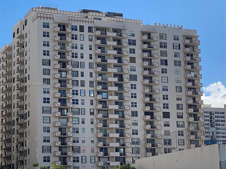 1865 S Ocean Dr #14N — Photo 46