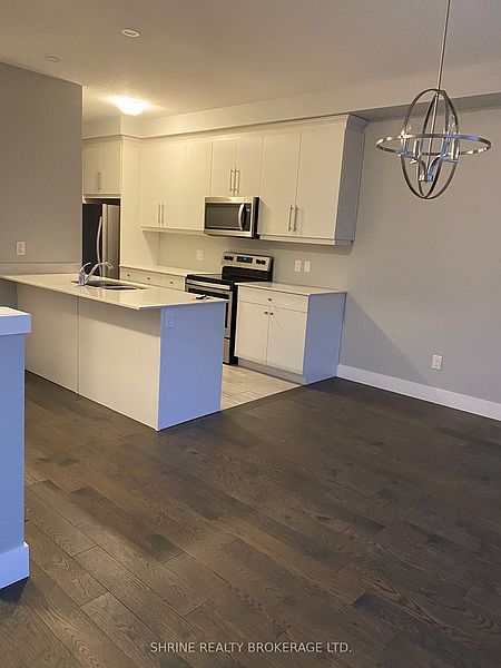 London Townhouse for rent - 3 Bedrooms — photo 5