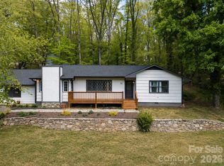 70 Melton Rd, Candler, NC 28715