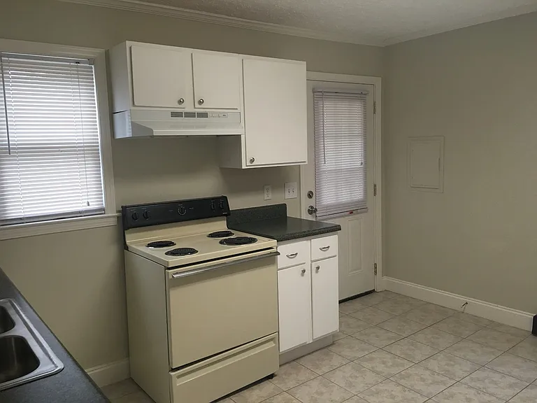 1507 McKennie Ave — Photo 3