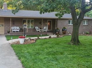 4010 N Lakeview Rd, Hutchinson, KS 67502