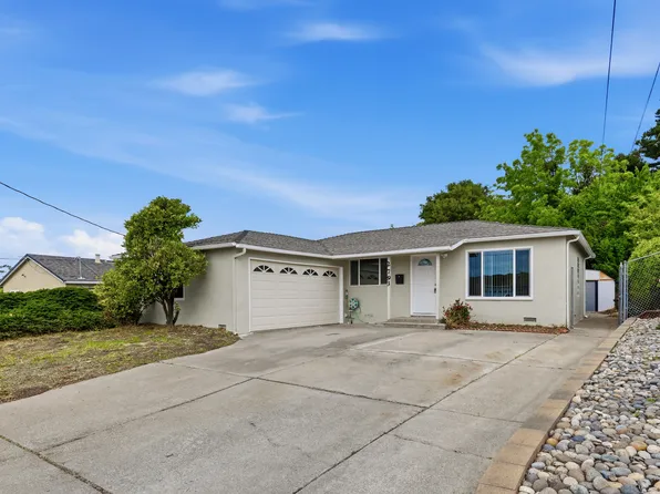 2793 Clark Ct, Pinole, CA 94564